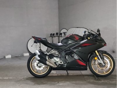 Honda CBR250RR