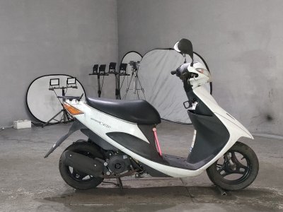 Suzuki ADDRESS V50