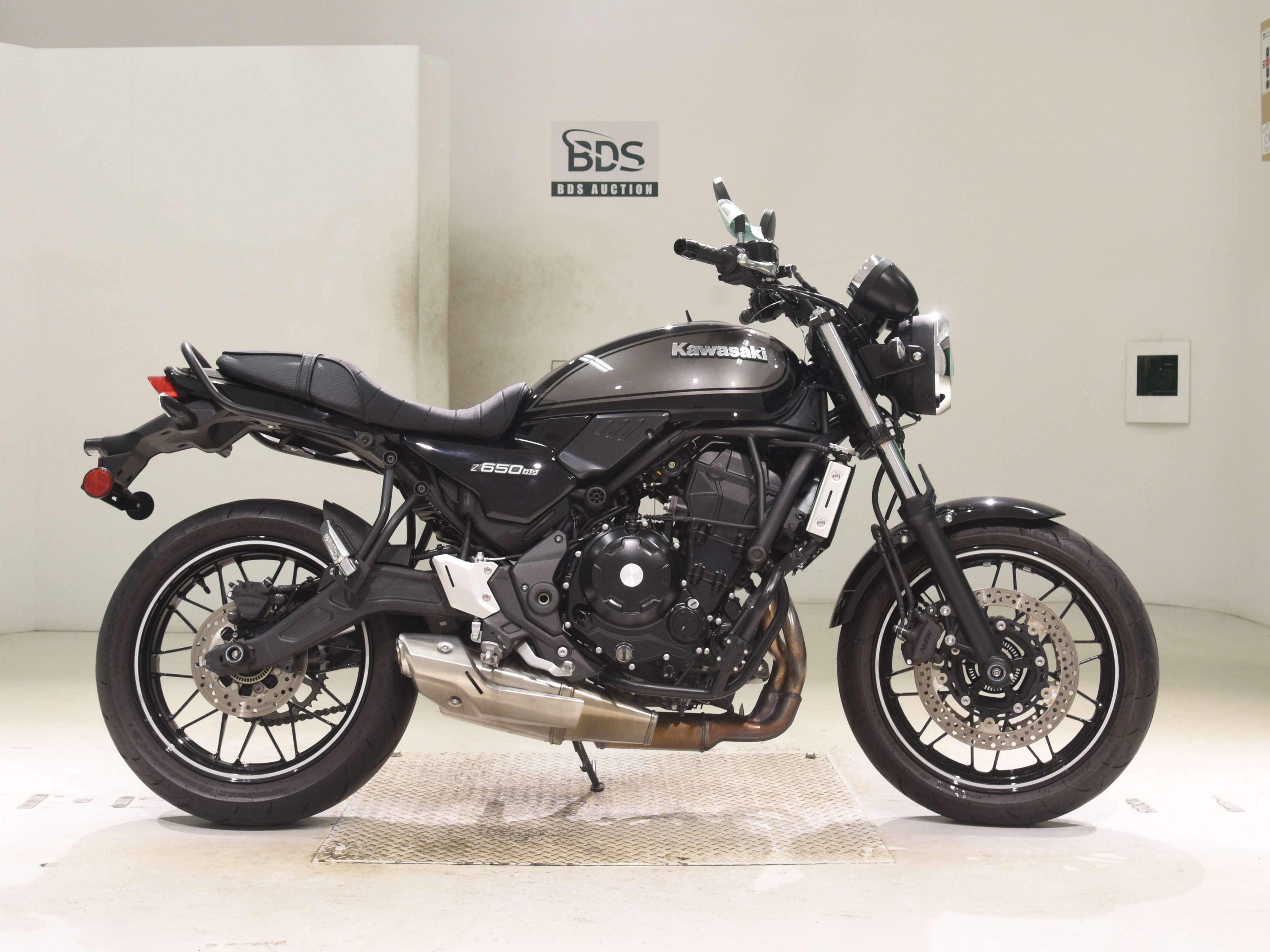 Kawasaki Z650RS