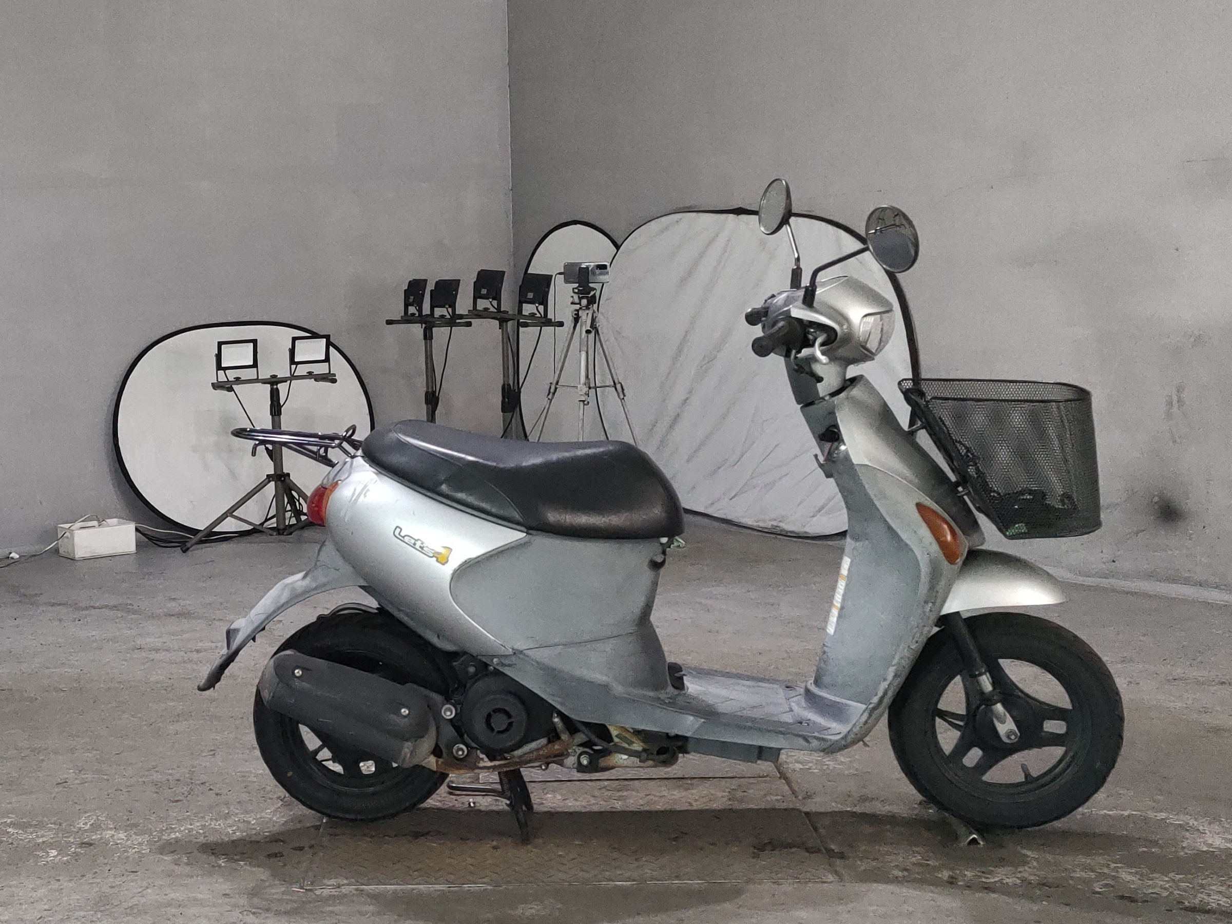 Suzuki LETS4