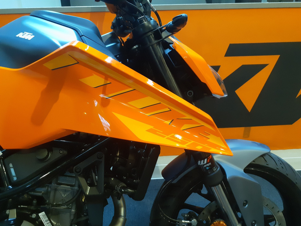 KTM 250 DUKE — фото 8