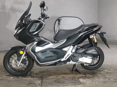 Honda ADV 150 — фото 2