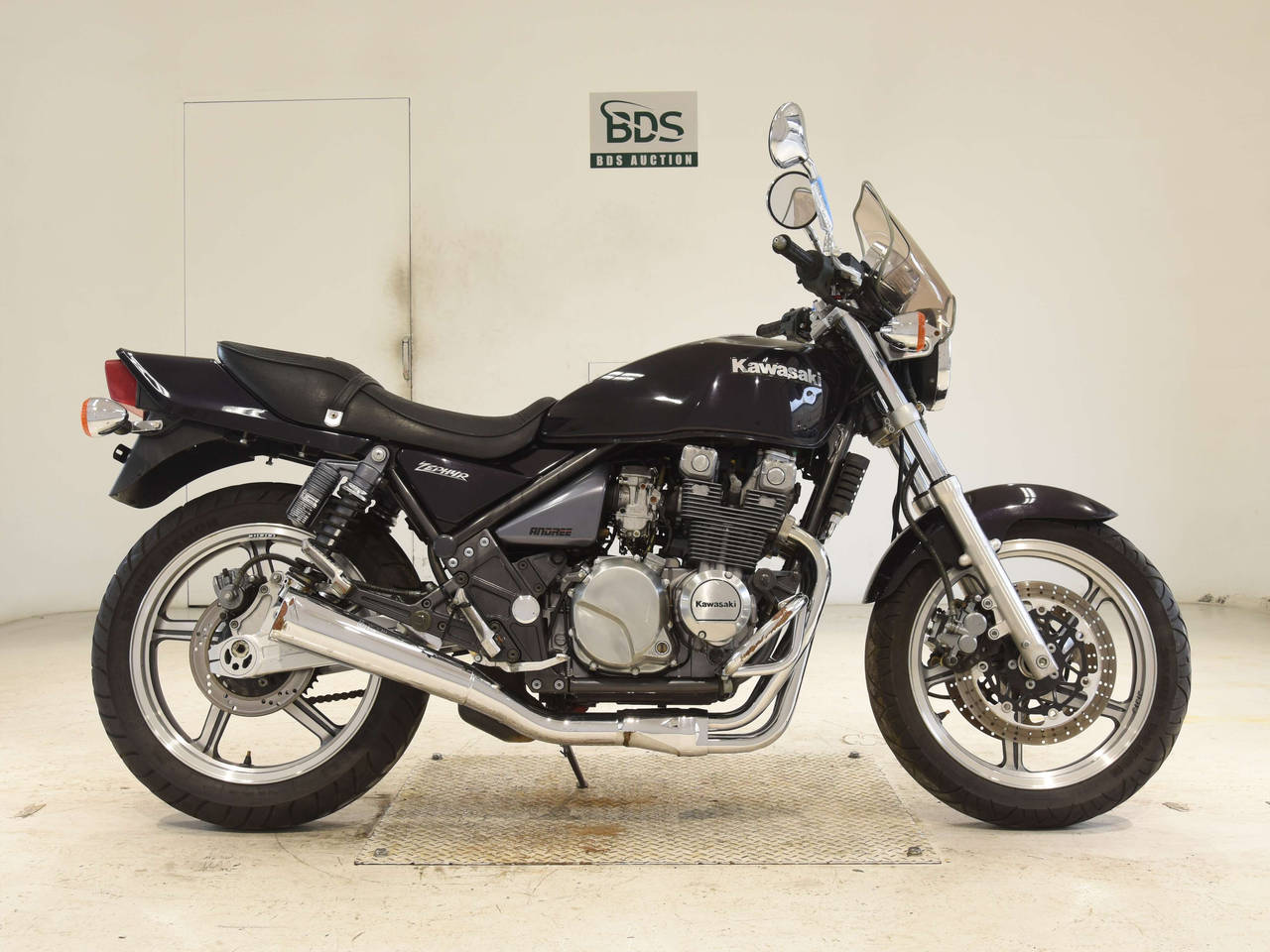 Kawasaki ZEPHYR550