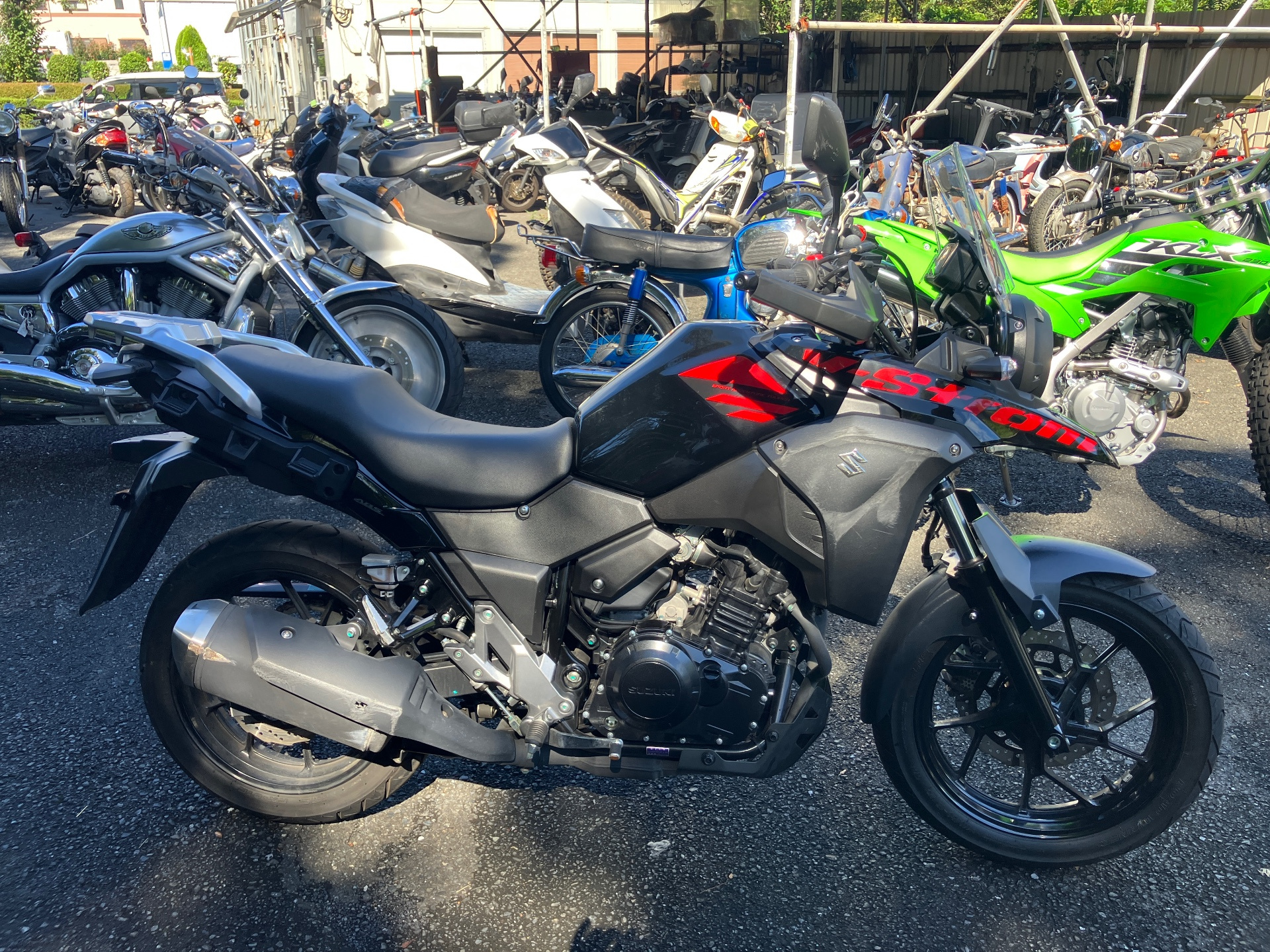 Suzuki V-STROM DL250A