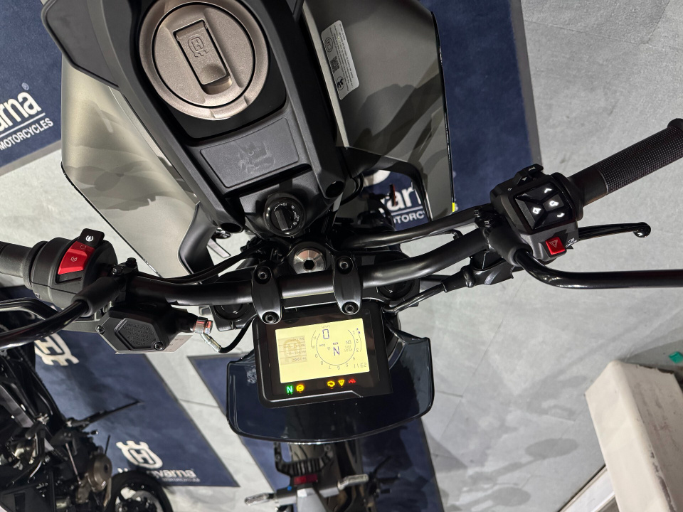 Husqvarna BLACK ARROW 250 — фото 8