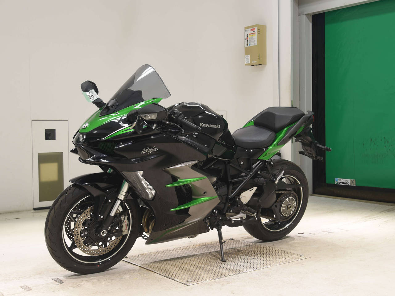 0363] Kawasaki NINJA H2 - ZXT02P-005333