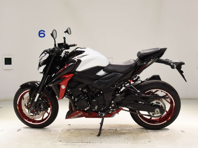 Suzuki GSX750 — фото 2