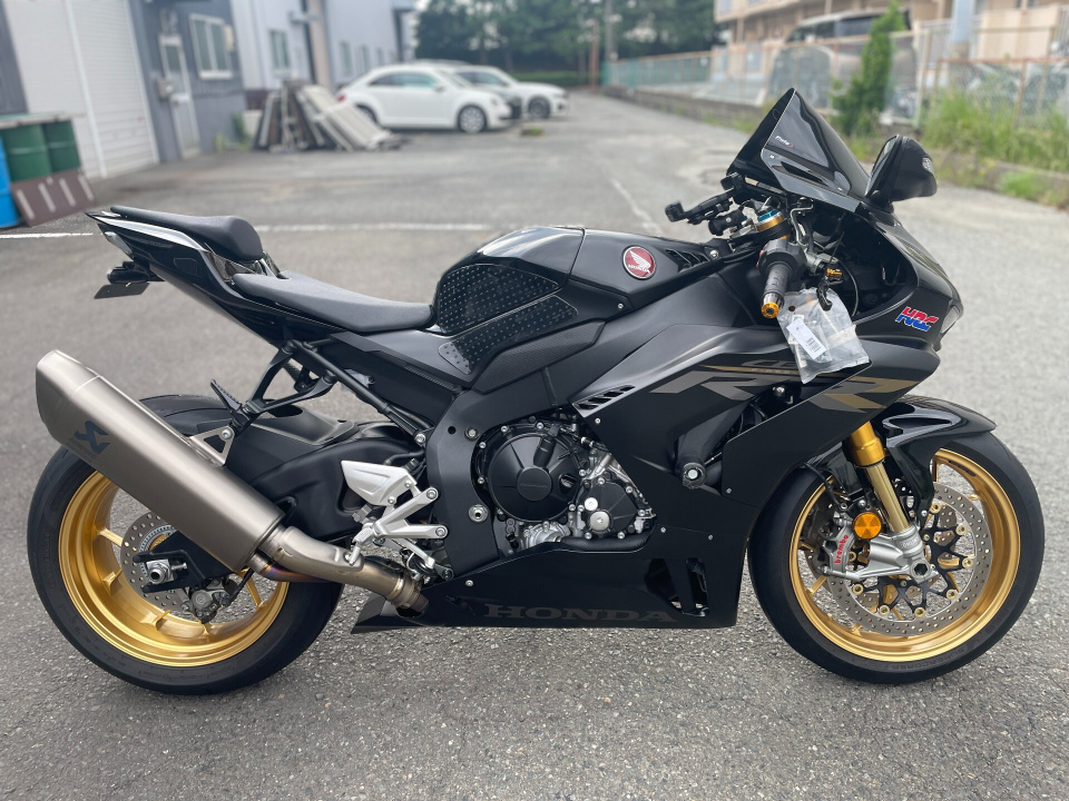 Honda CBR1000RR-R FB SP