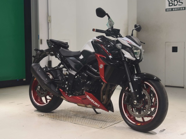 Suzuki GSX750 — фото 3