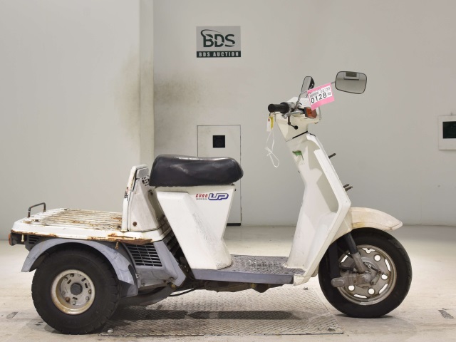 バイク GYRO UP Купити Скутер б/в HONDA GYRO UP у Києві та Україні