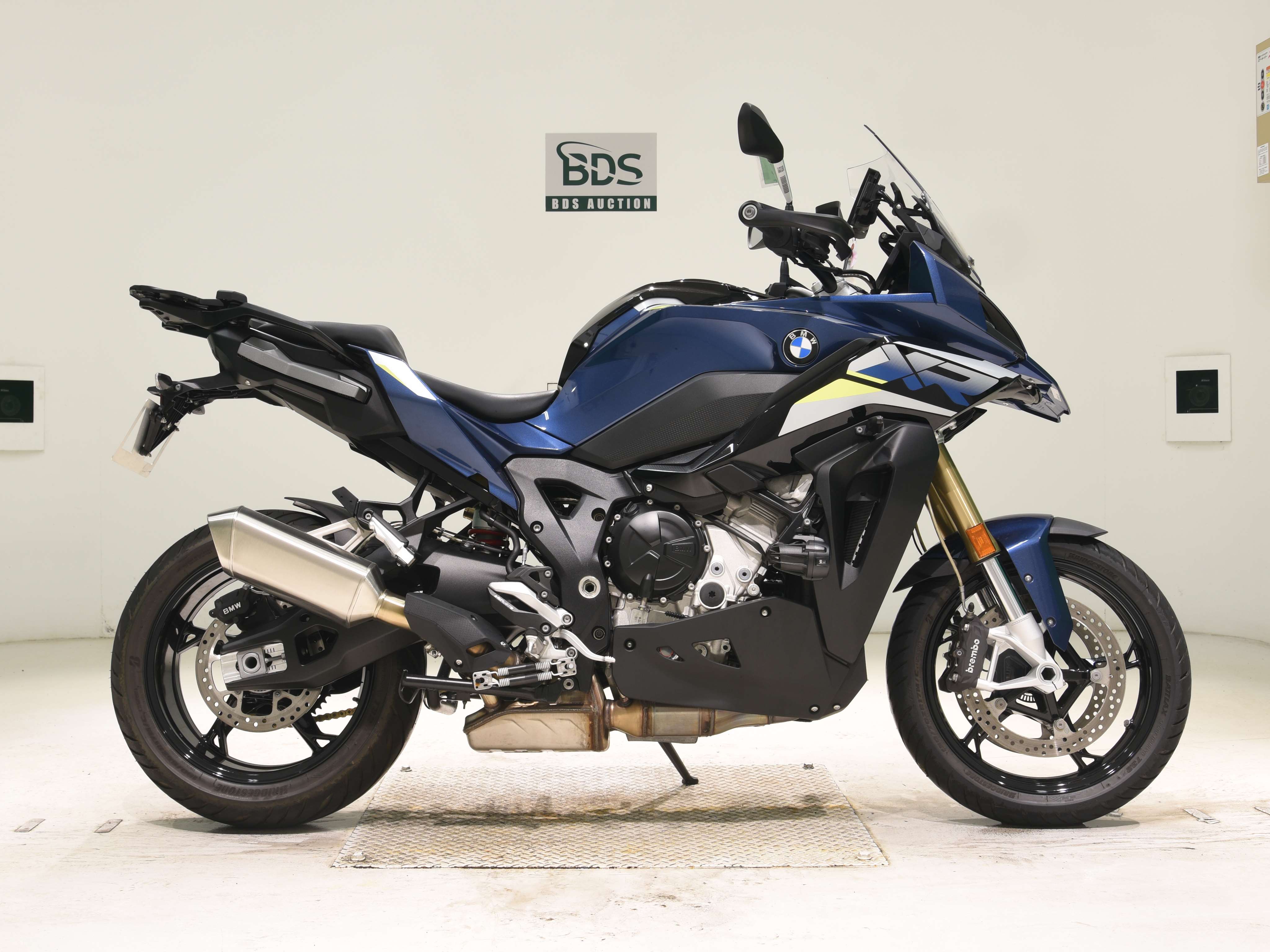 BMW S1000XR