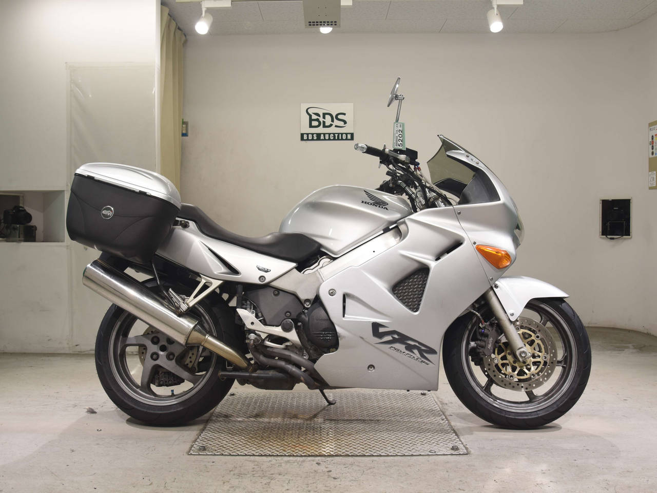 Honda VFR800F