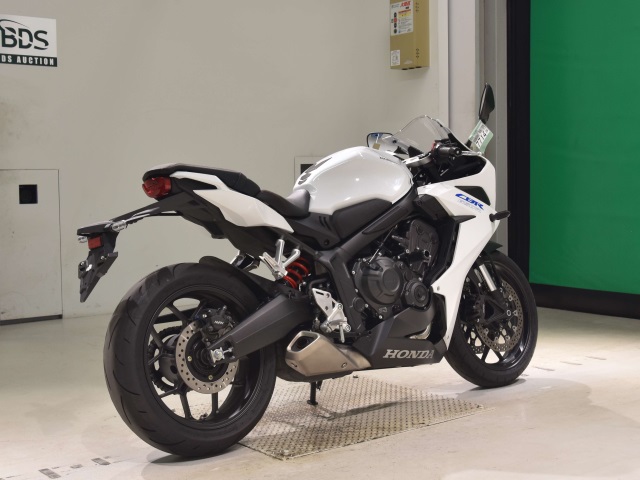 Honda CBR650R — фото 5