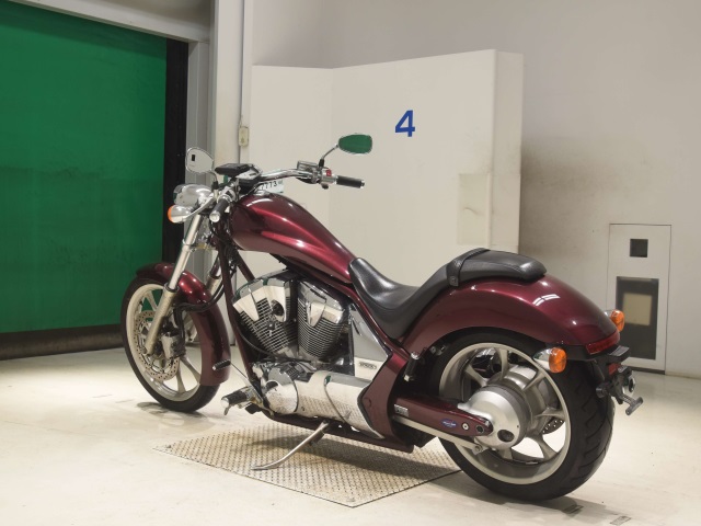Honda VT1300CXA FURY — фото 6