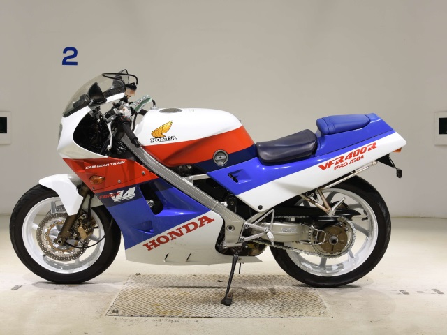 Honda VFR400R — фото 2