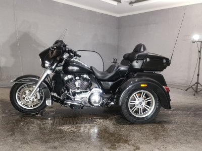 HD TRI GLIDE ULTRA CLASSIC FLHTCUTG1690 — фото 2