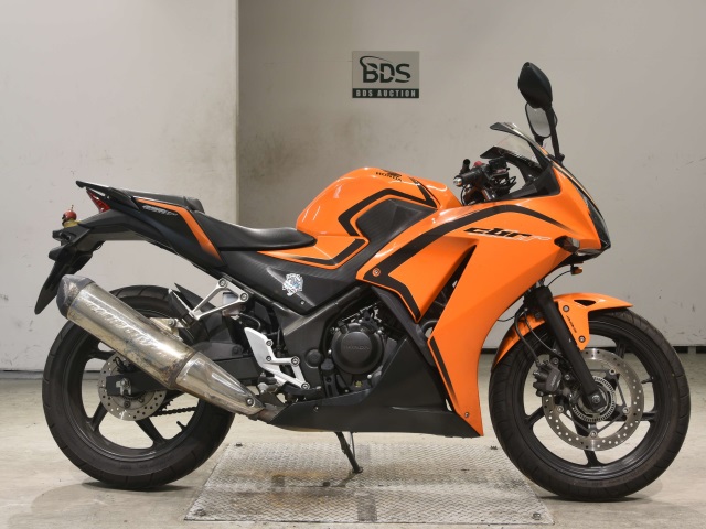 Honda CBR250RA