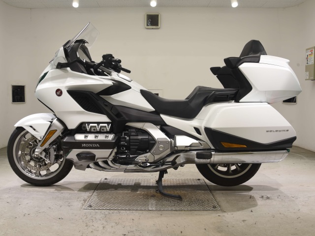 Honda GL1800 TOUR D — фото 2