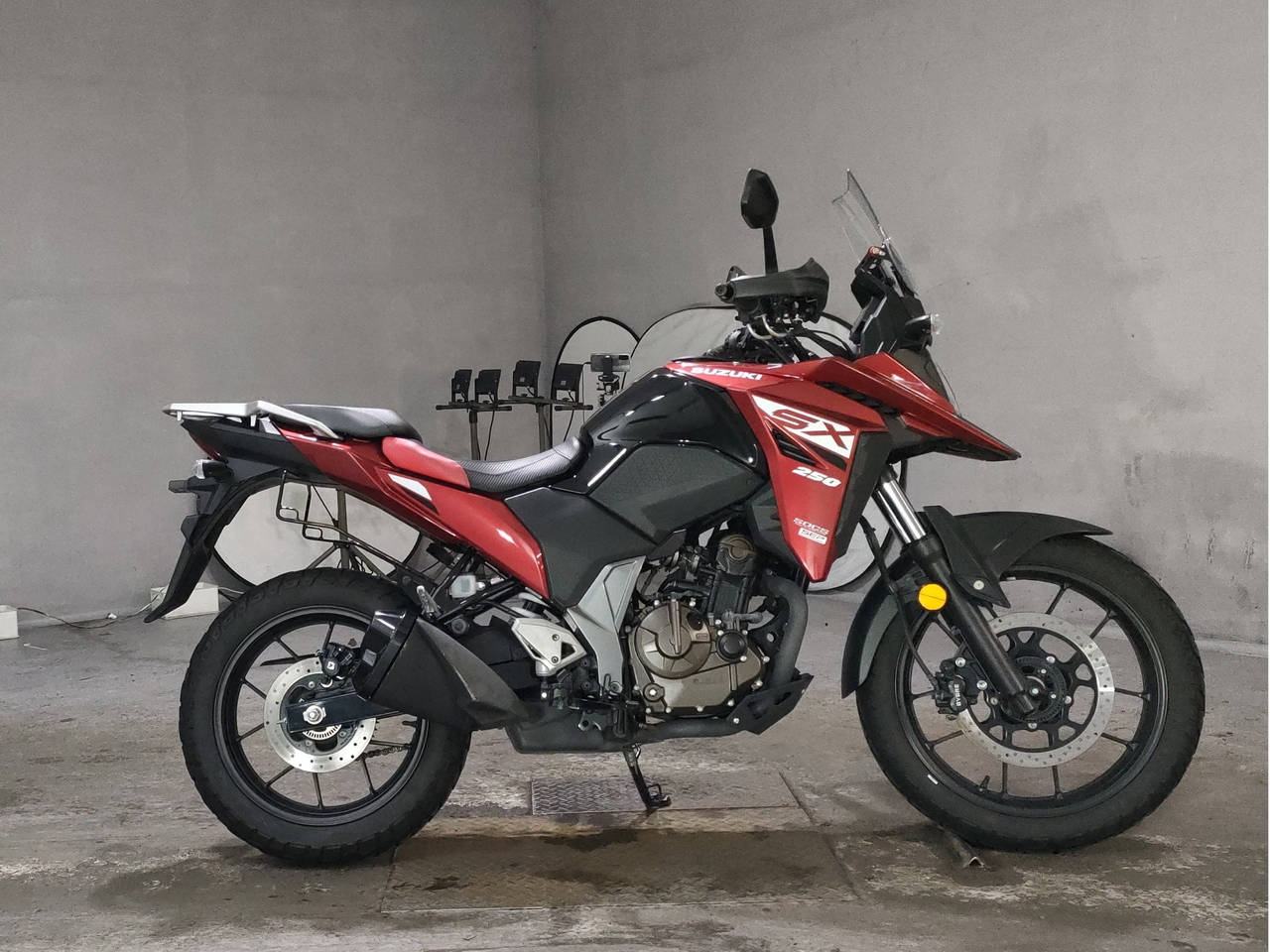 Suzuki V-STROM DL250SX
