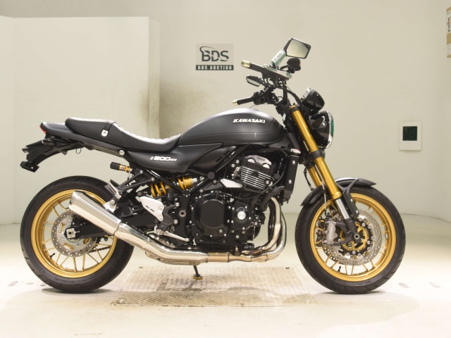 Kawasaki Z900RS
