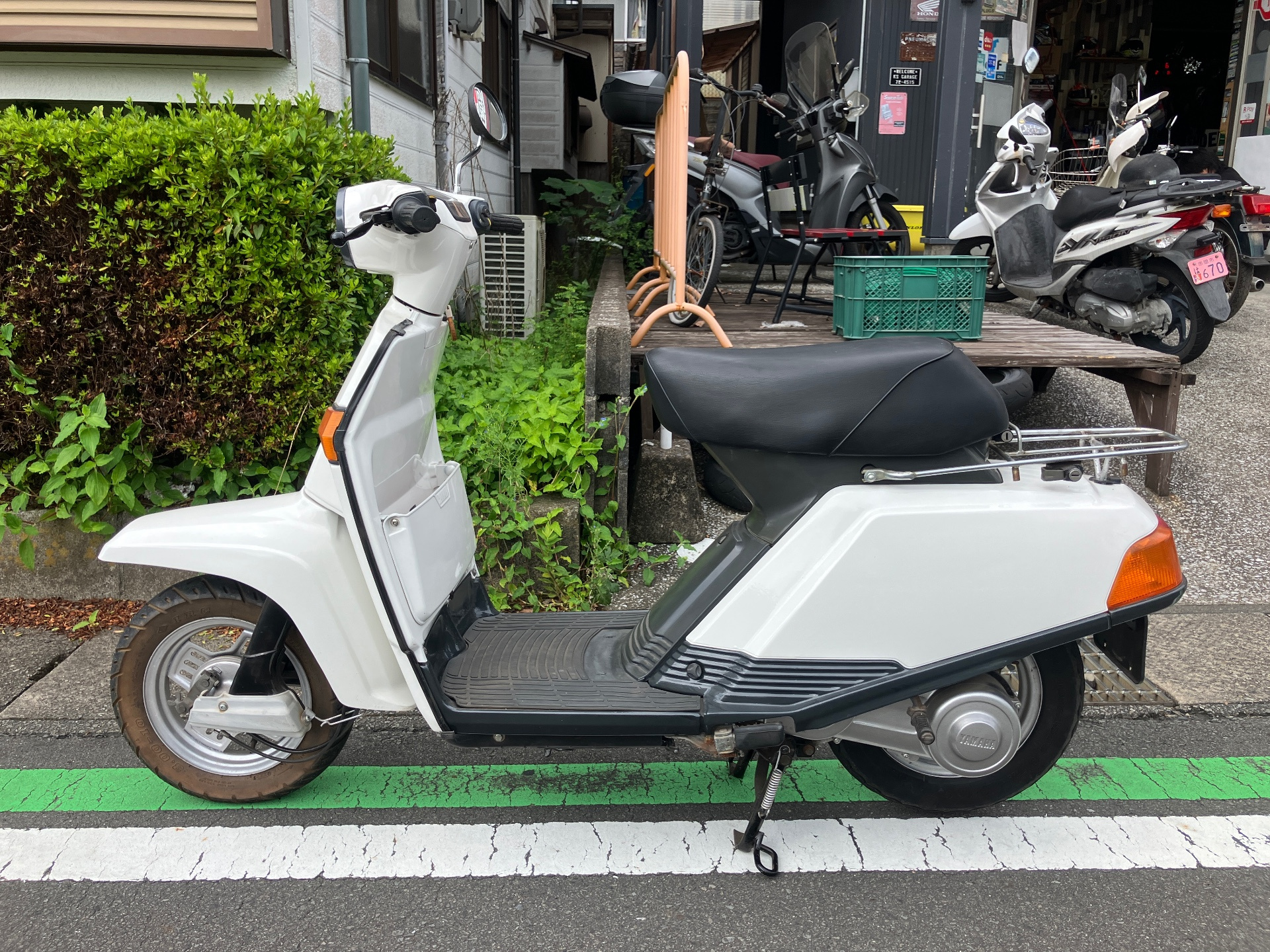 Yamaha BELUGA 80