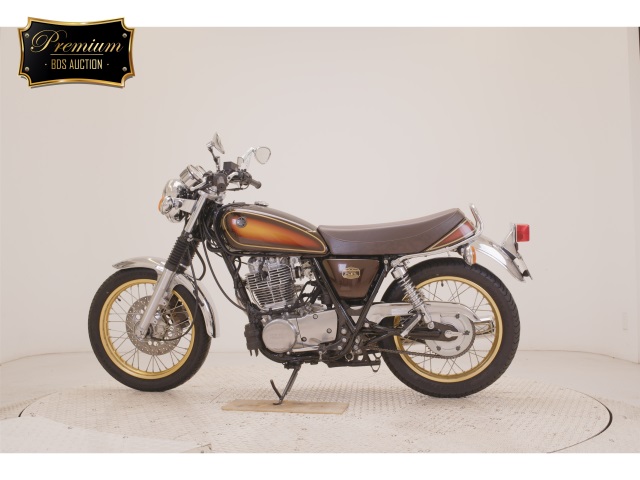 Yamaha SR400 — фото 2