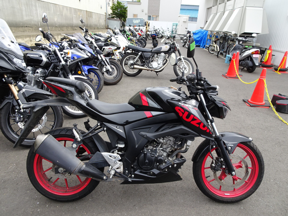 Suzuki GSX-S125A