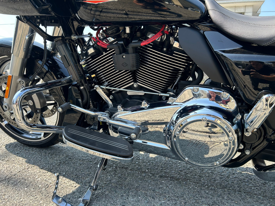 HD FLTRX ROAD GLIDE LIGHT — фото 13