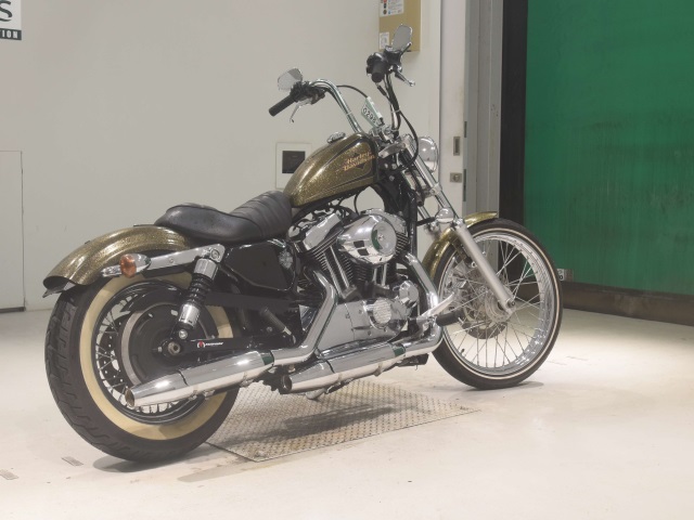 HD SPORTSTER SEVENTY-TWO XL1200V — фото 5