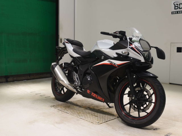 Suzuki GSX250R — фото 3