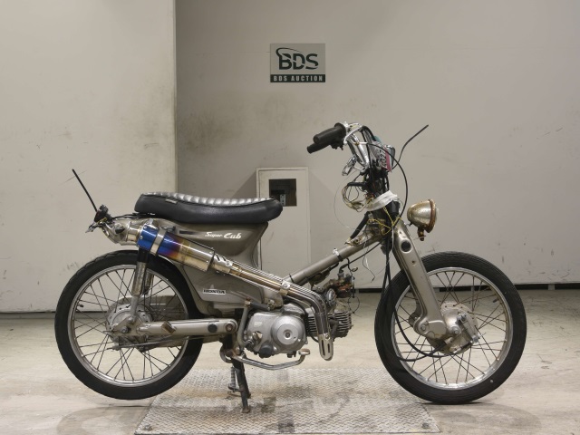 Honda C90