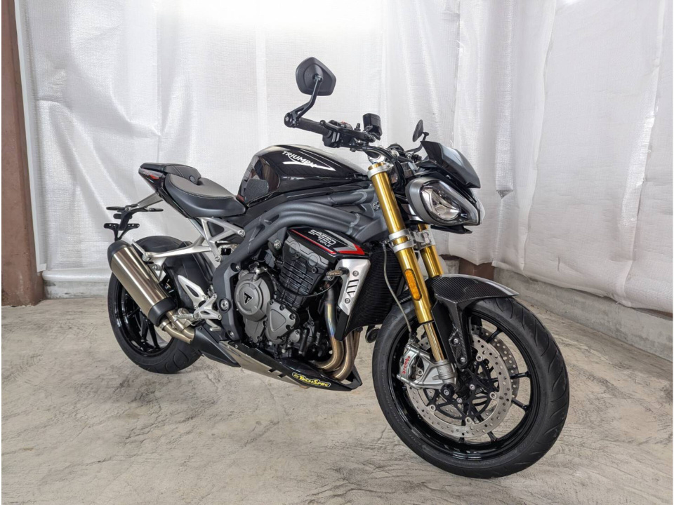Triumph STREET TRIPLE RS — фото 4