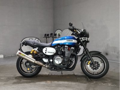 Yamaha XJR1300C
