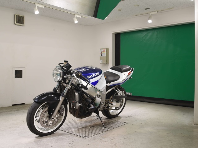 Suzuki GSX-R600 — фото 4