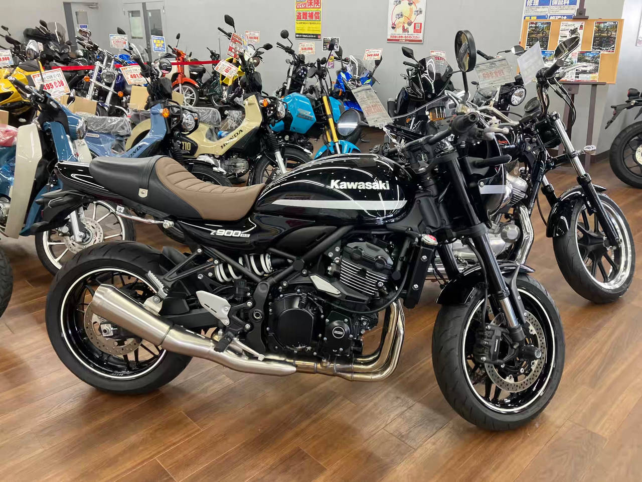 Kawasaki Z900RS CAFE