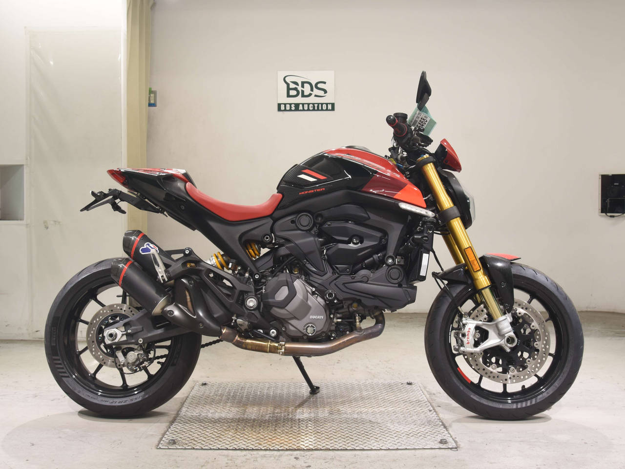 Ducati MONSTER 937