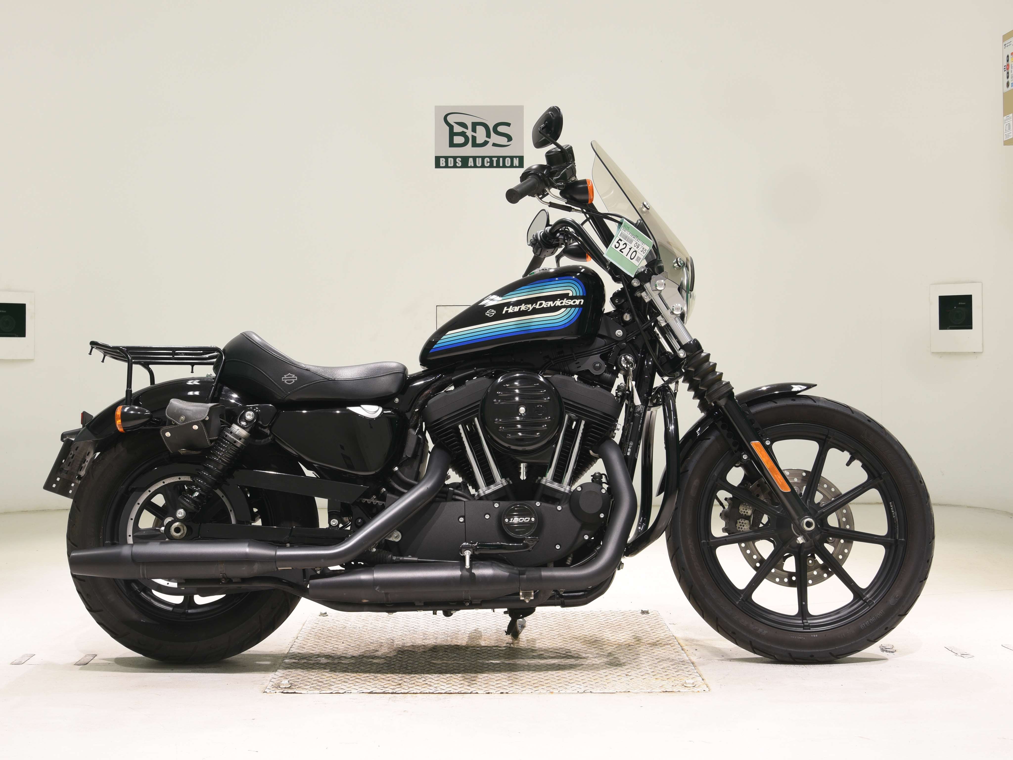 HD IRON XL1200NS