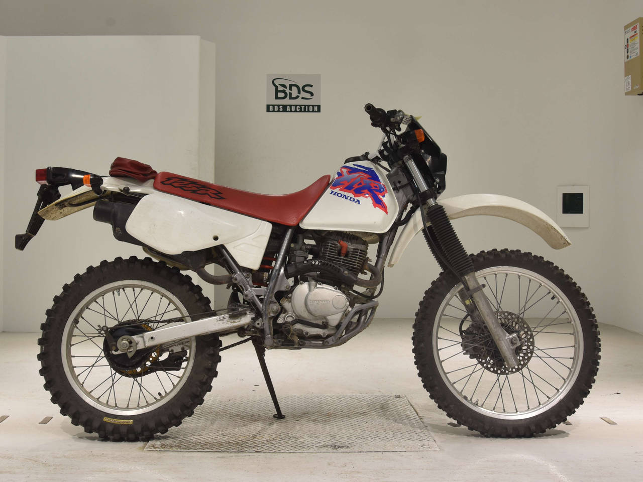 5447] Honda XLR125R - JD16-1100905
