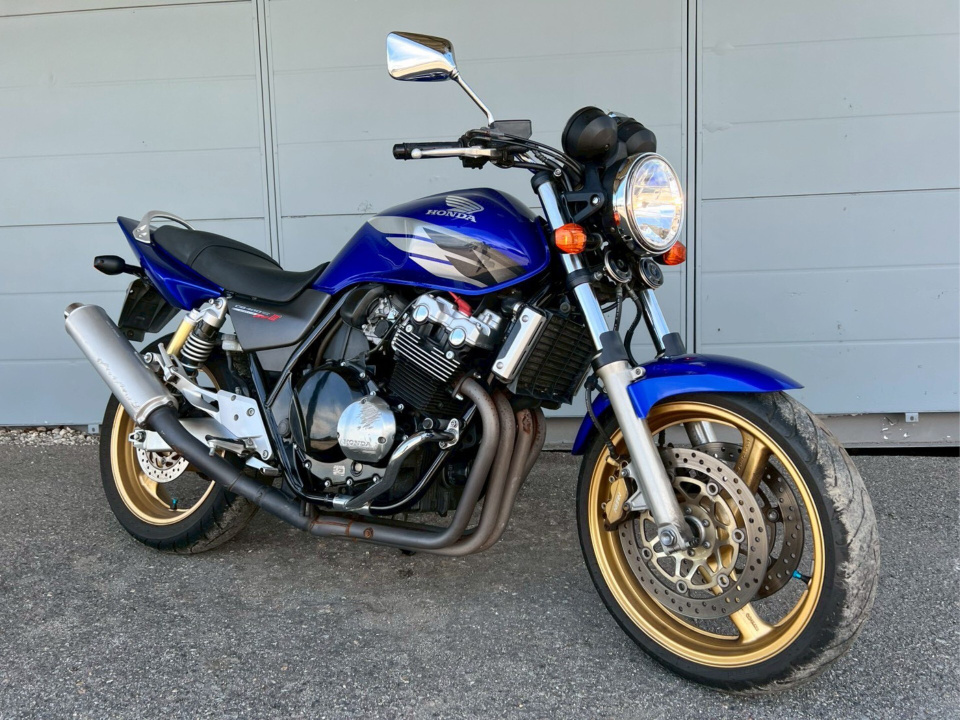 Honda CB400SFV