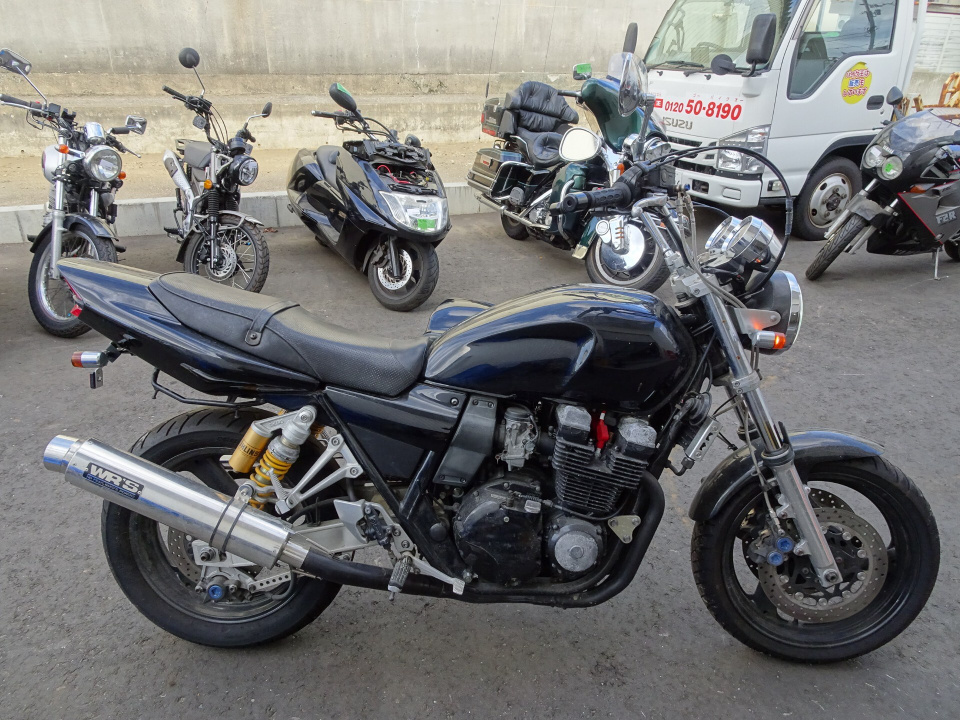 Yamaha XJR400