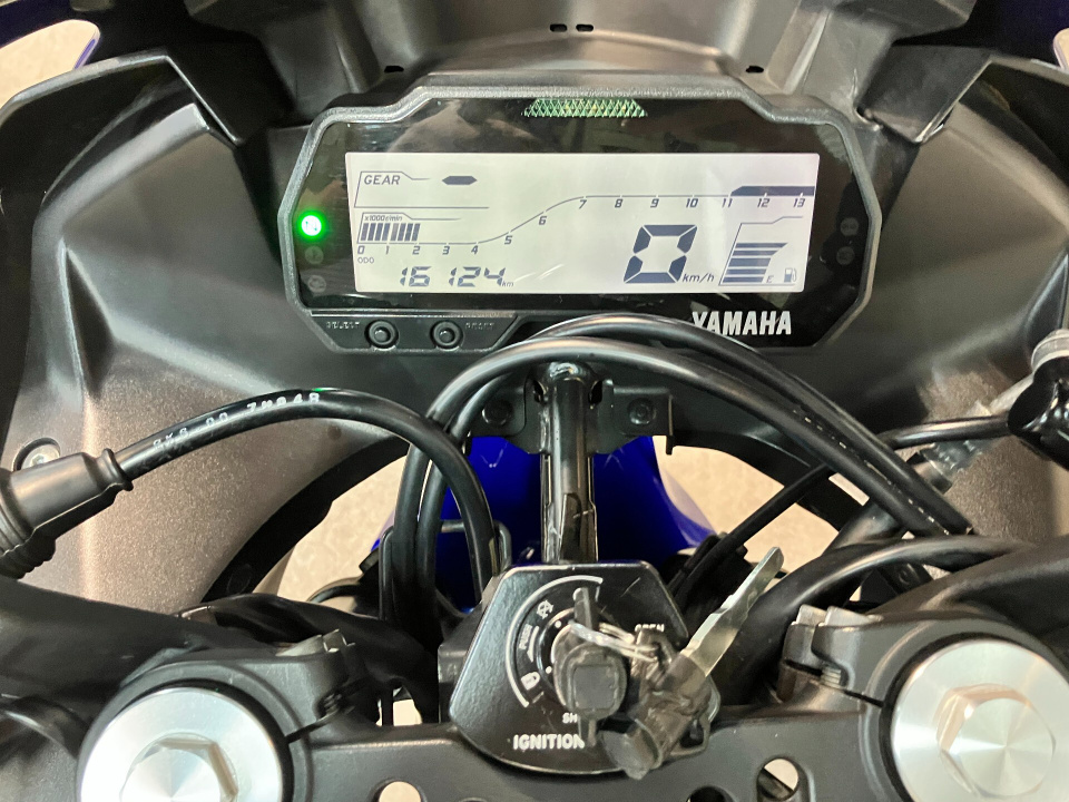Yamaha YZF-R15 — фото 3