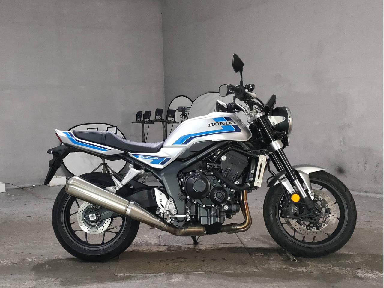 Honda CB1000F