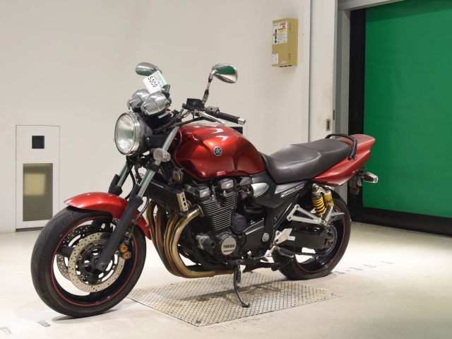 Yamaha XJR1300 — фото 4