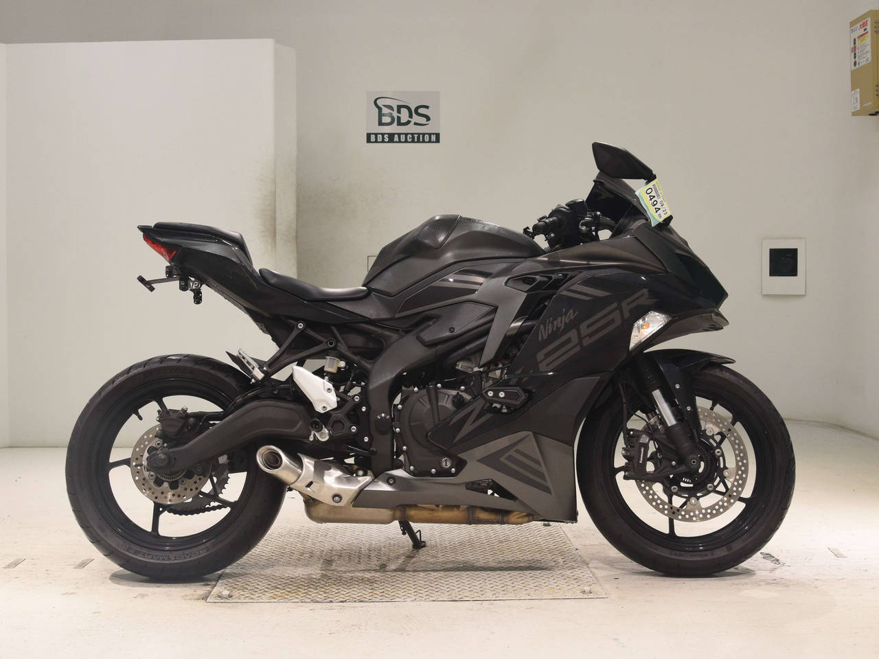 Kawasaki NINJA ZX-25R KRT
