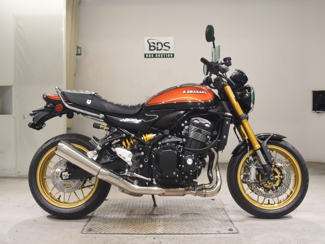 Kawasaki Z900RS