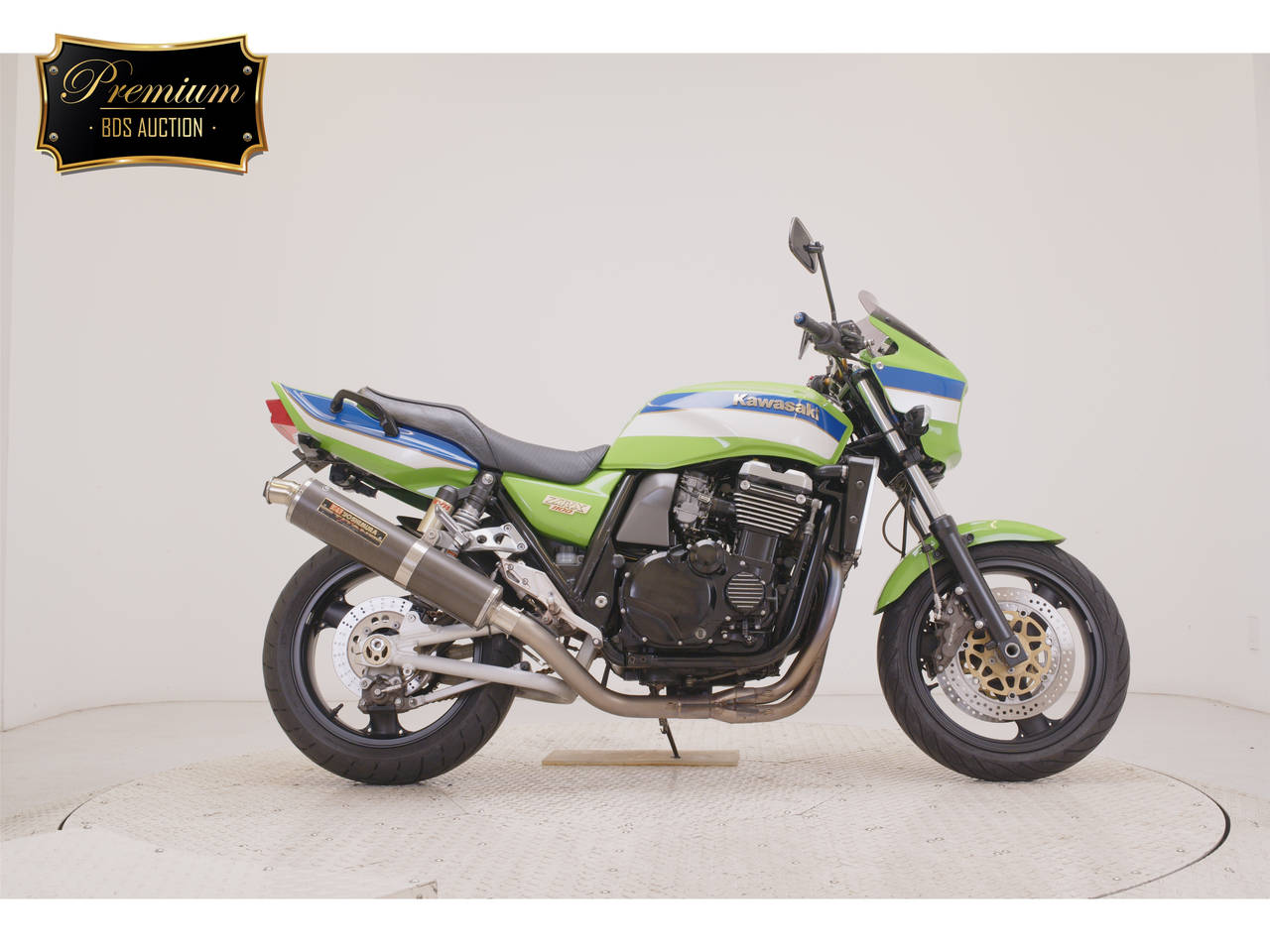 Kawasaki ZRX1100, right