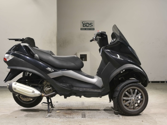 Piaggio MP3 250