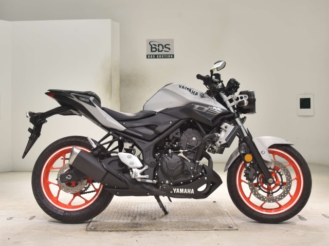 Yamaha MT-03