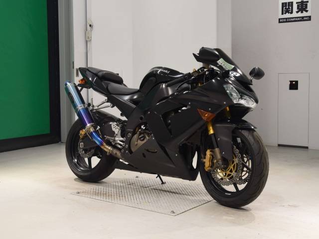 0162] Kawasaki NINJA ZX-10R - ZXT00C-008082