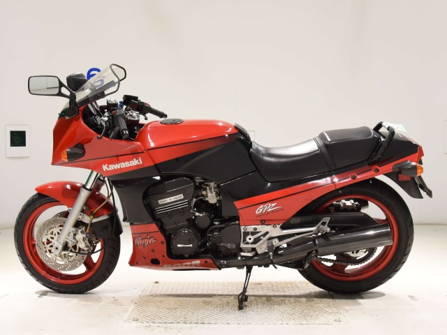Kawasaki GPZ900R — фото 2